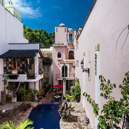 بويرتو فالارتا Garlands Del Rio Riverside Boutique Hotel المظهر الخارجي الصورة