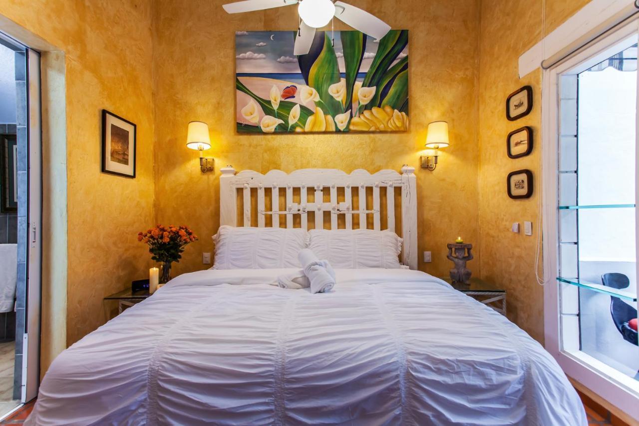 بويرتو فالارتا Garlands Del Rio Riverside Boutique Hotel المظهر الخارجي الصورة