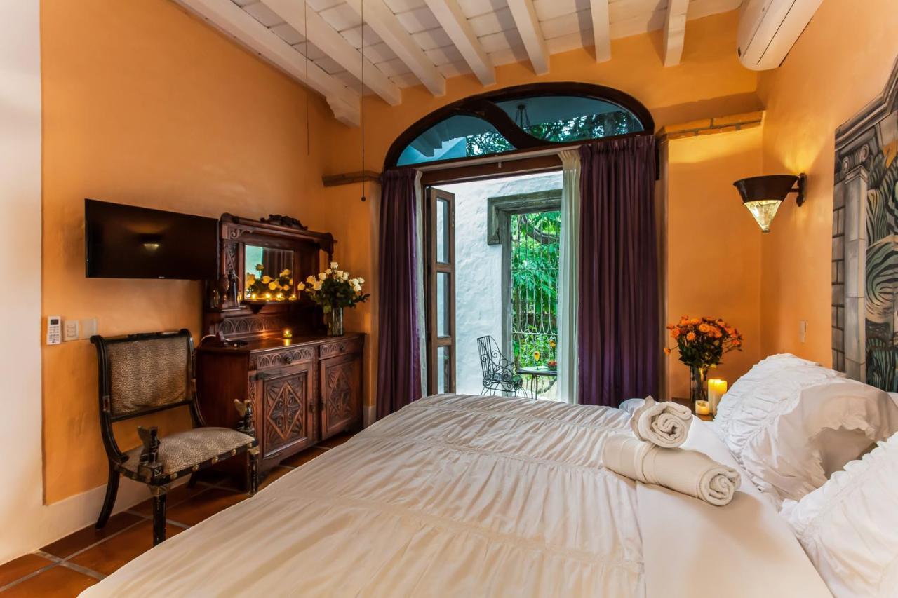 بويرتو فالارتا Garlands Del Rio Riverside Boutique Hotel المظهر الخارجي الصورة