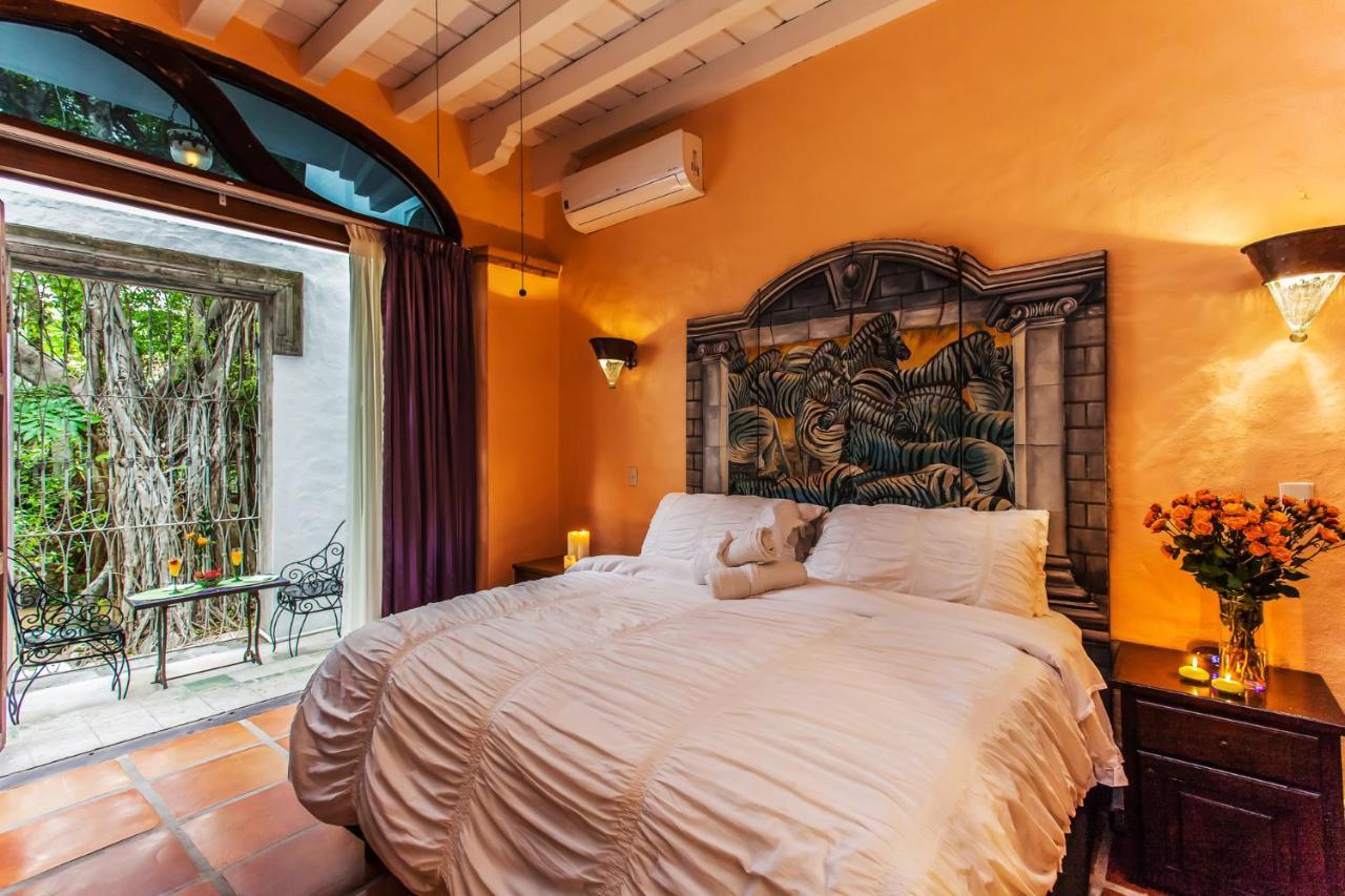 بويرتو فالارتا Garlands Del Rio Riverside Boutique Hotel المظهر الخارجي الصورة