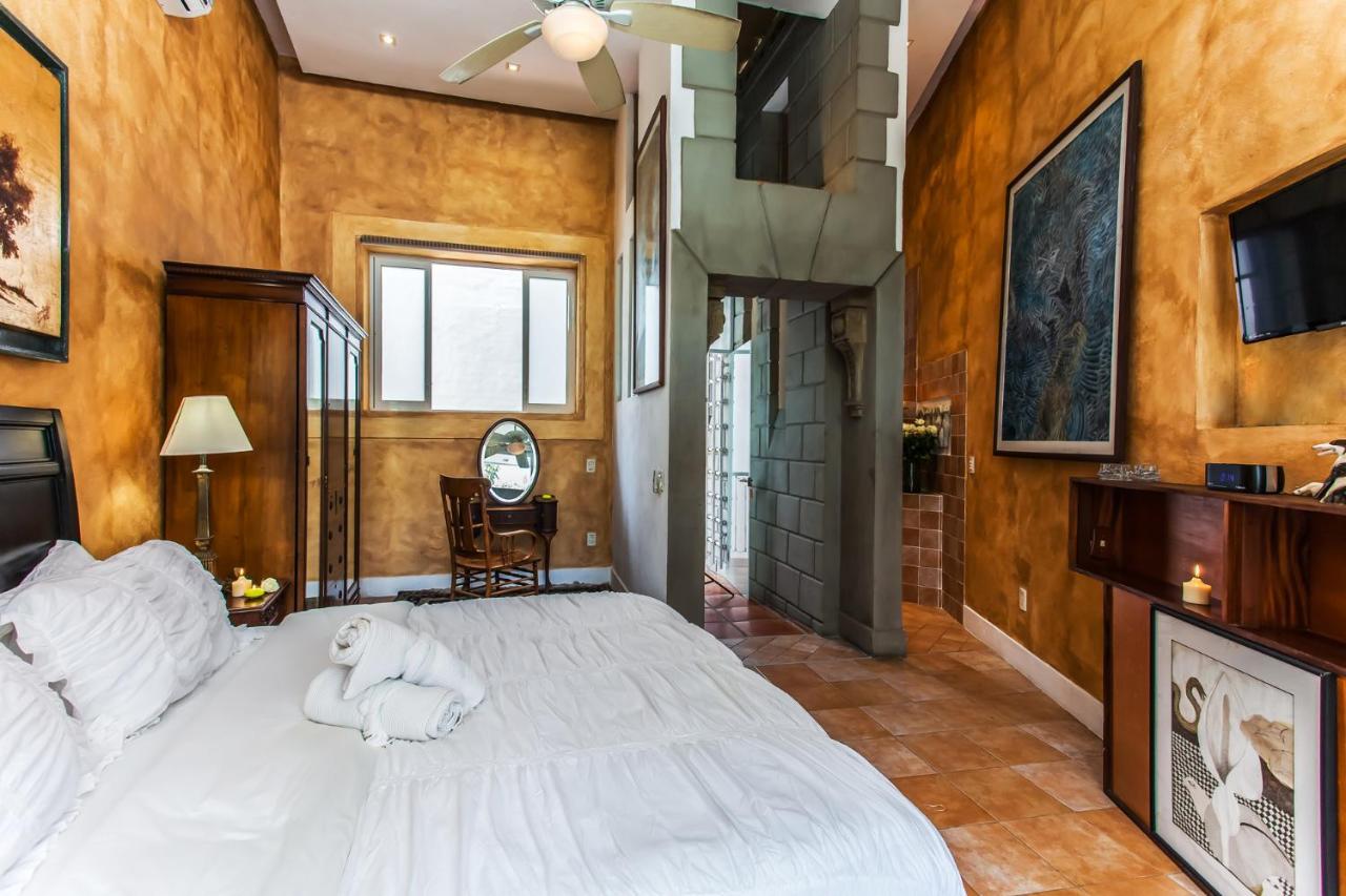 بويرتو فالارتا Garlands Del Rio Riverside Boutique Hotel المظهر الخارجي الصورة
