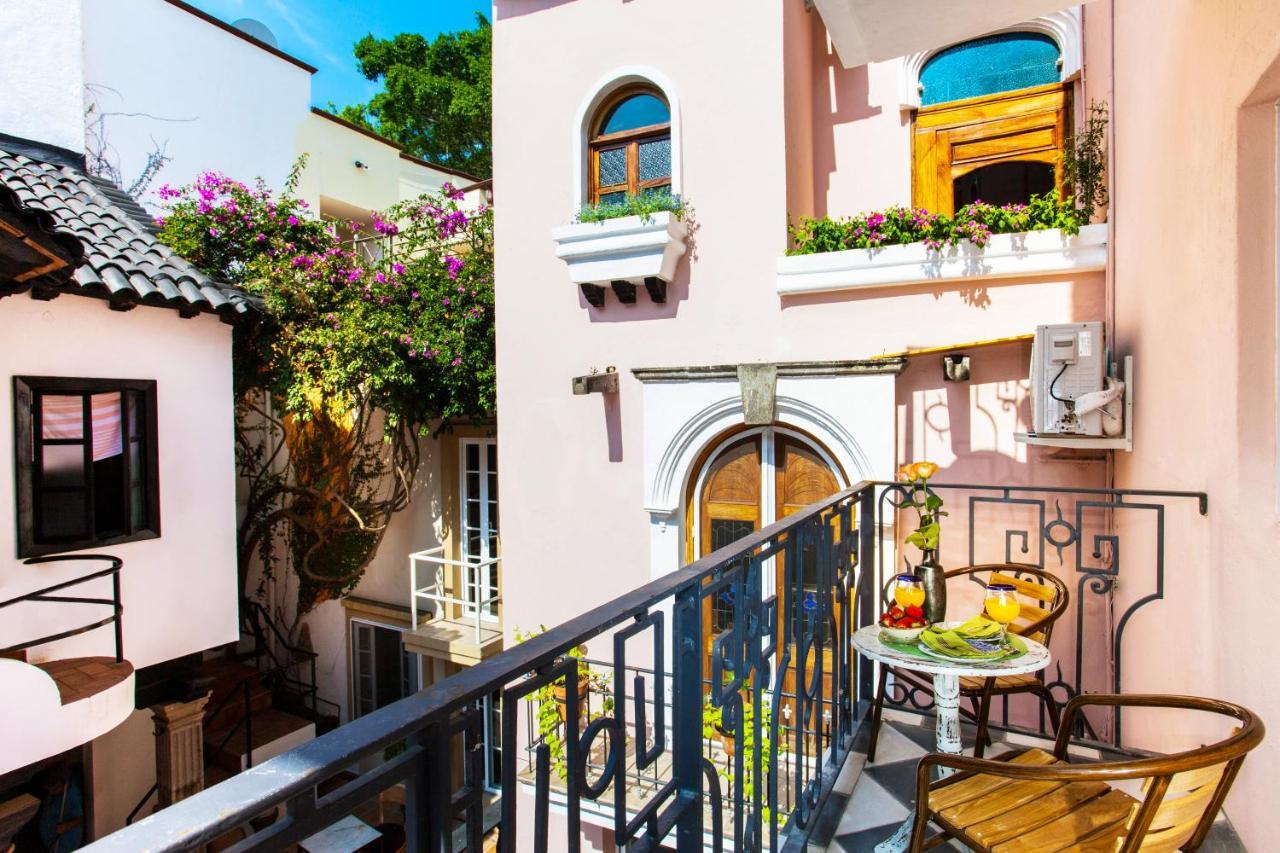 بويرتو فالارتا Garlands Del Rio Riverside Boutique Hotel الغرفة الصورة
