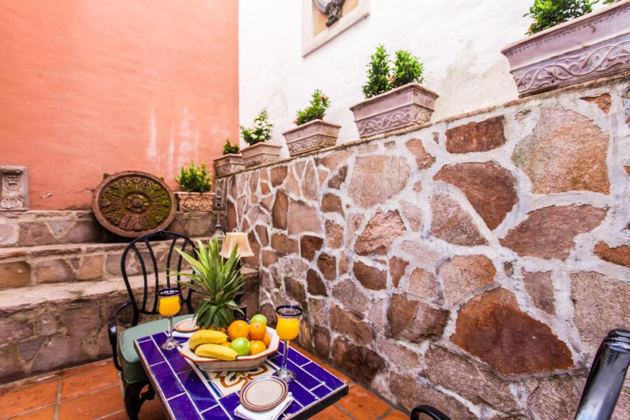 بويرتو فالارتا Garlands Del Rio Riverside Boutique Hotel الغرفة الصورة