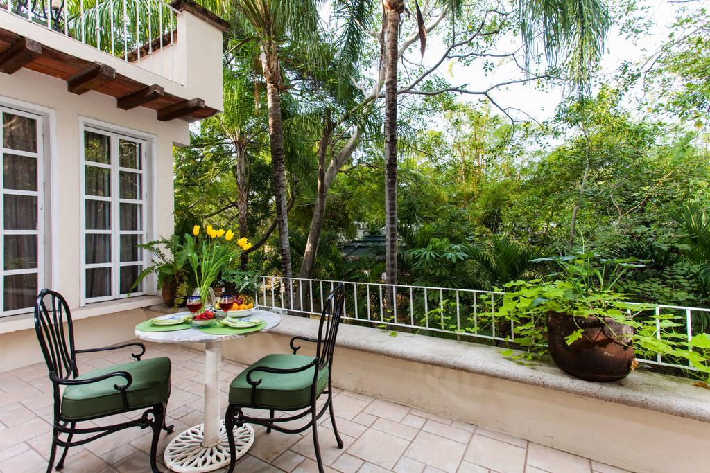 بويرتو فالارتا Garlands Del Rio Riverside Boutique Hotel المظهر الخارجي الصورة