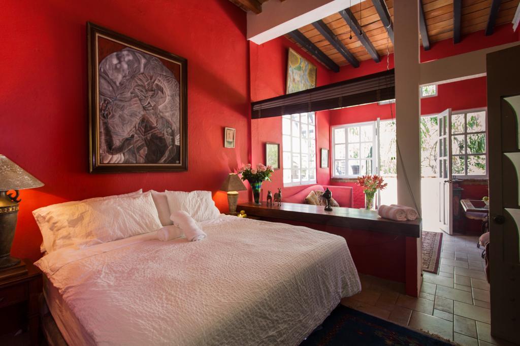 بويرتو فالارتا Garlands Del Rio Riverside Boutique Hotel الغرفة الصورة
