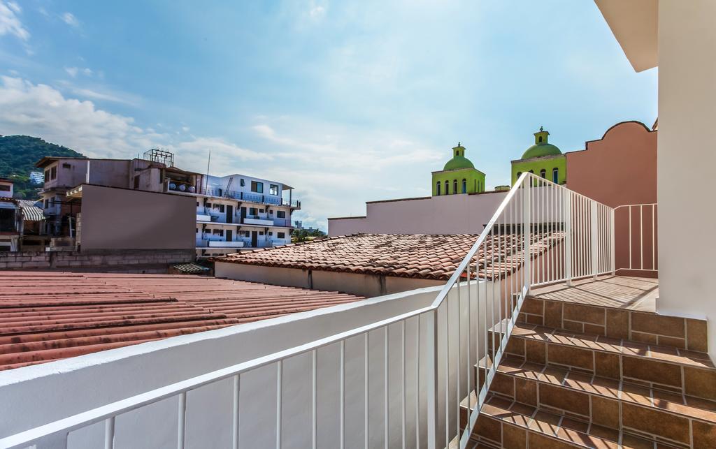 بويرتو فالارتا Garlands Del Rio Riverside Boutique Hotel المظهر الخارجي الصورة